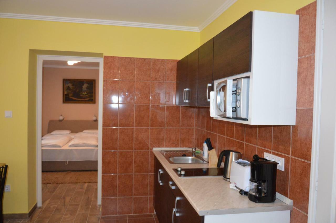 Varga Apartman Hévíz 外观 照片