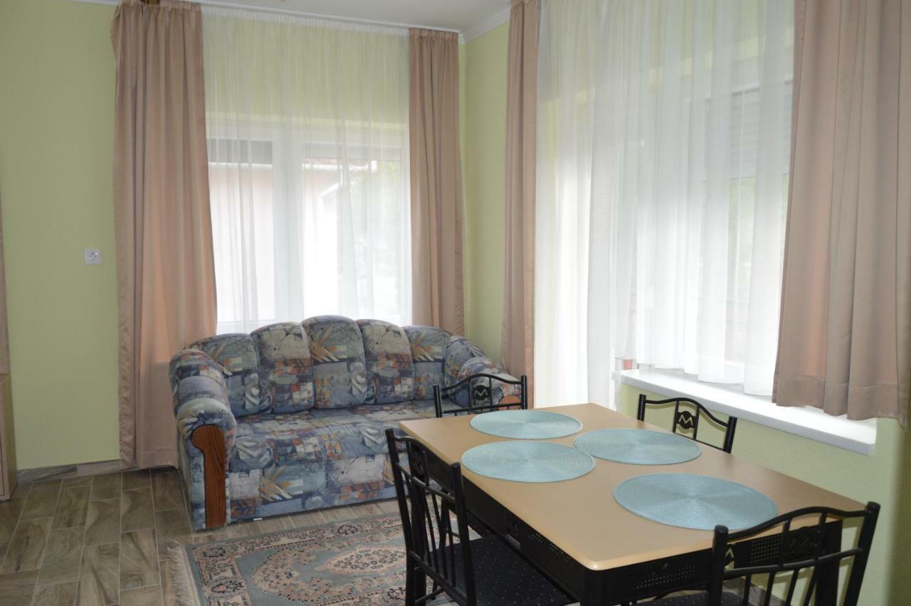 Varga Apartman Hévíz 外观 照片