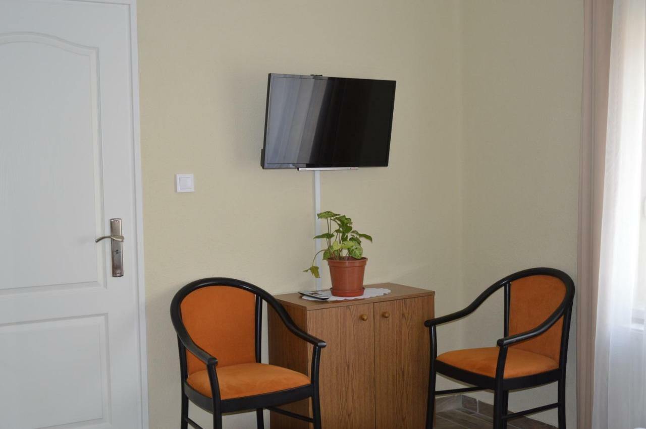 Varga Apartman Hévíz 外观 照片