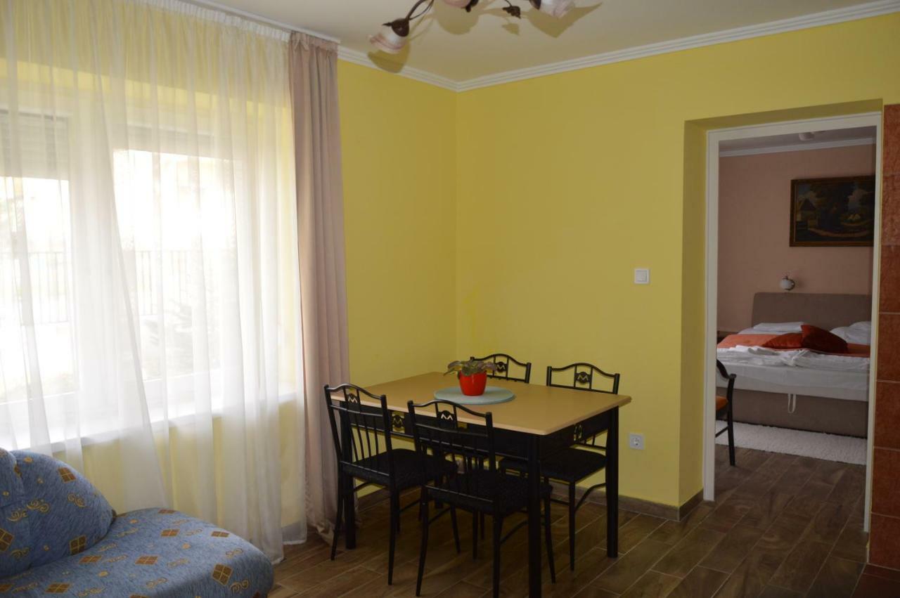 Varga Apartman Hévíz 外观 照片